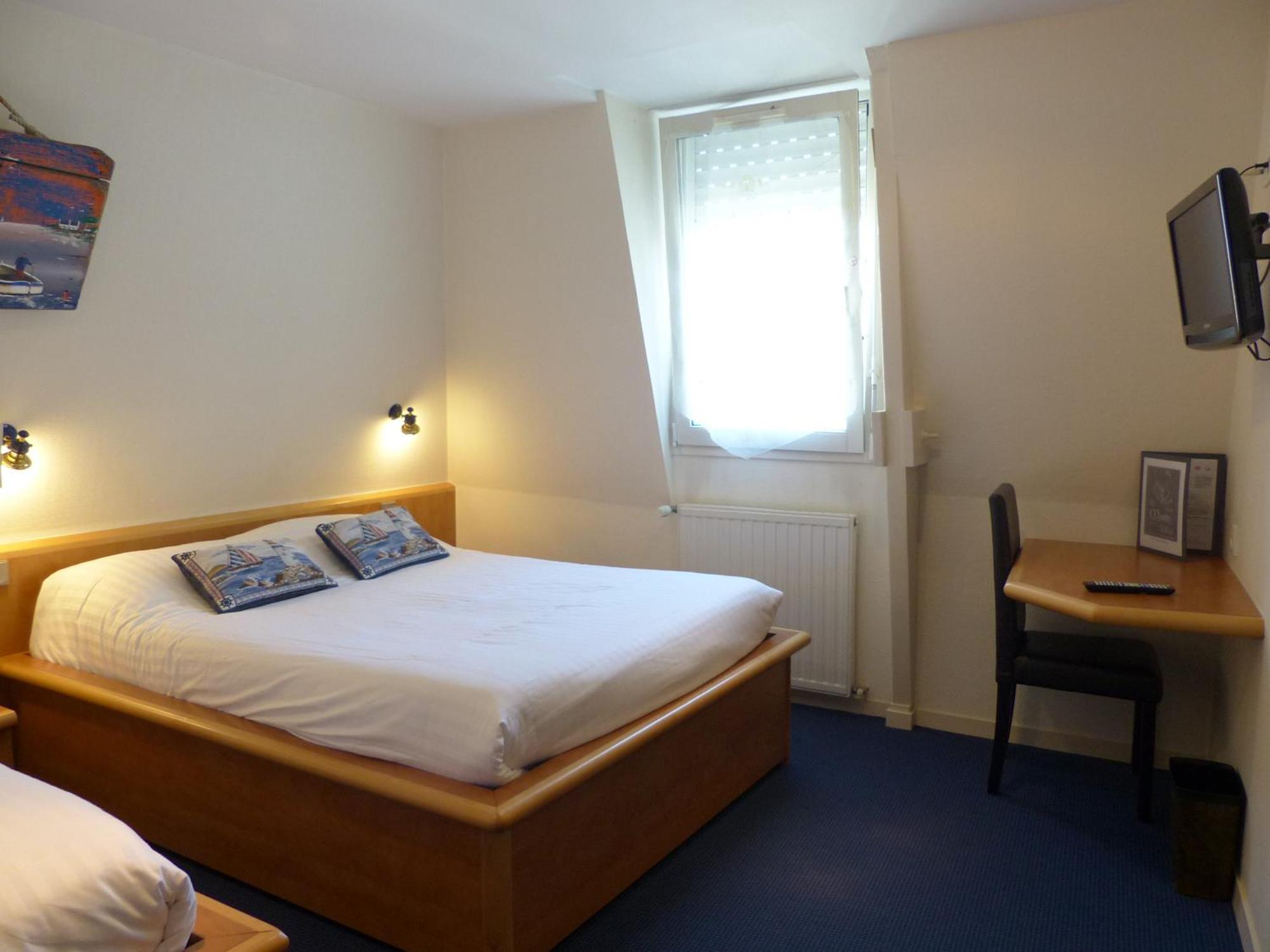 Hotel Le Marin Auray Habitación foto